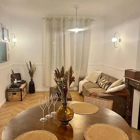 Apartment Dieu Lumiere - Centre Historique *
